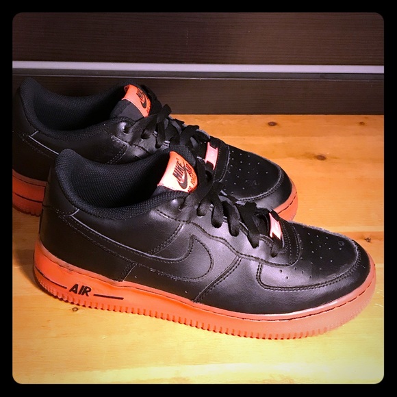 nike air force 1 mid 7 hot lava